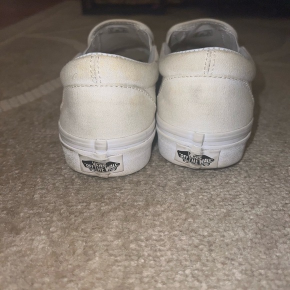 White slip on fans - Picture 4 of 6